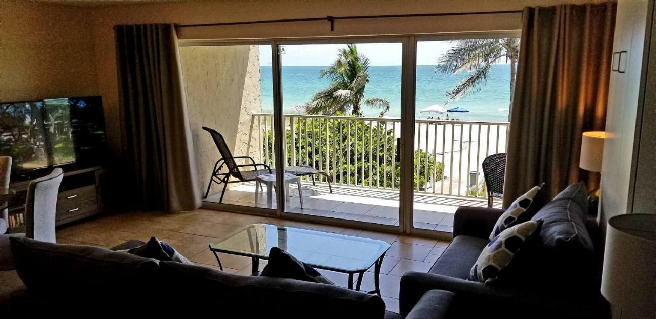 Beach And Sunset View From Your Balcony Longboat Key Luaran gambar